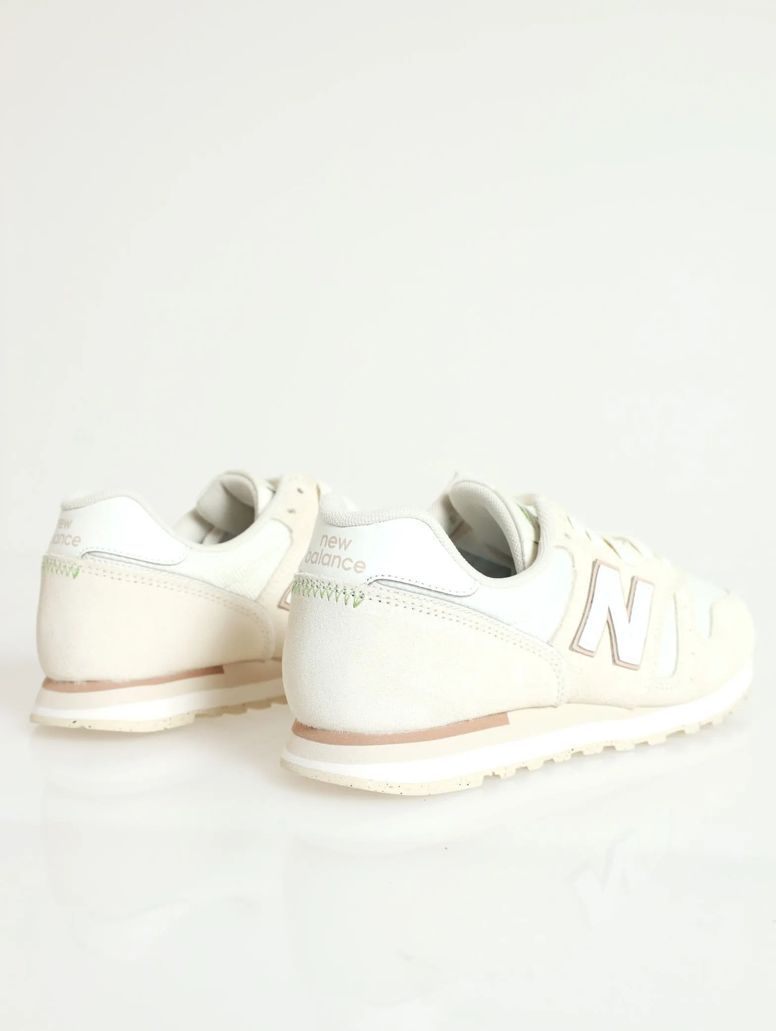 373 Lace-Up Lifestyle Sneaker - Cream