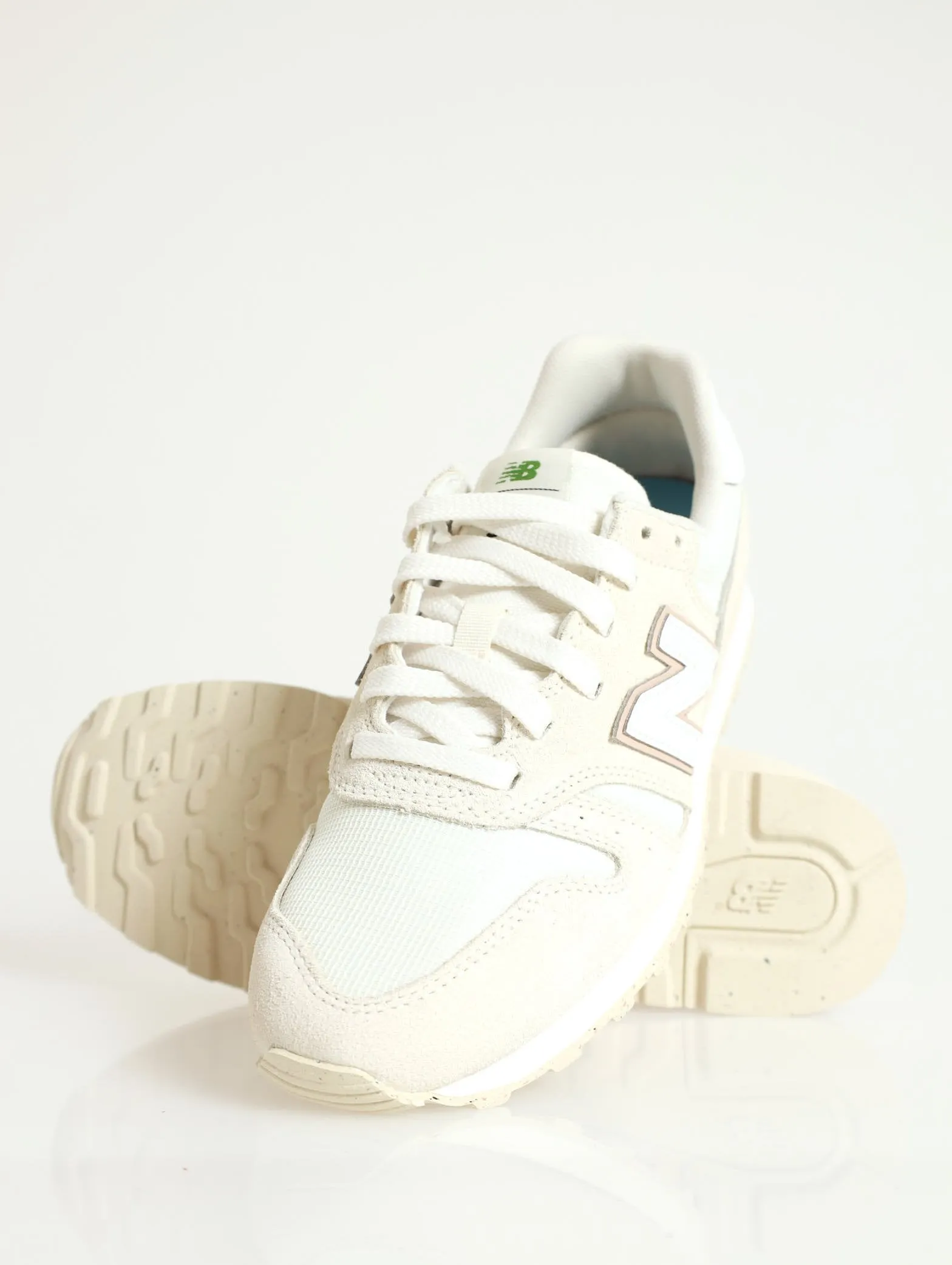 373 Lace-Up Lifestyle Sneaker - Cream