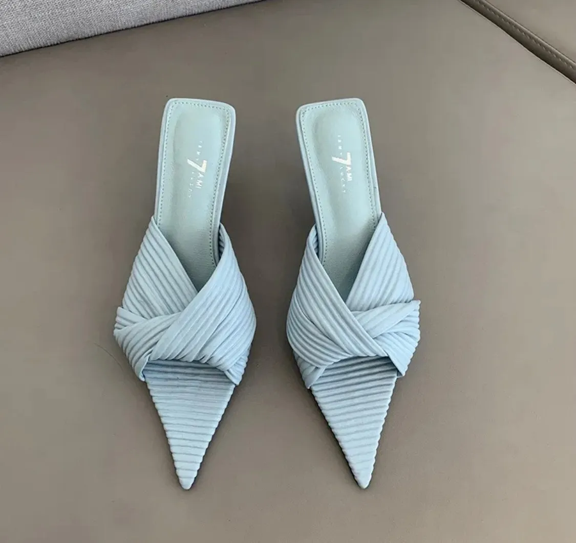 7 Lucky Heels