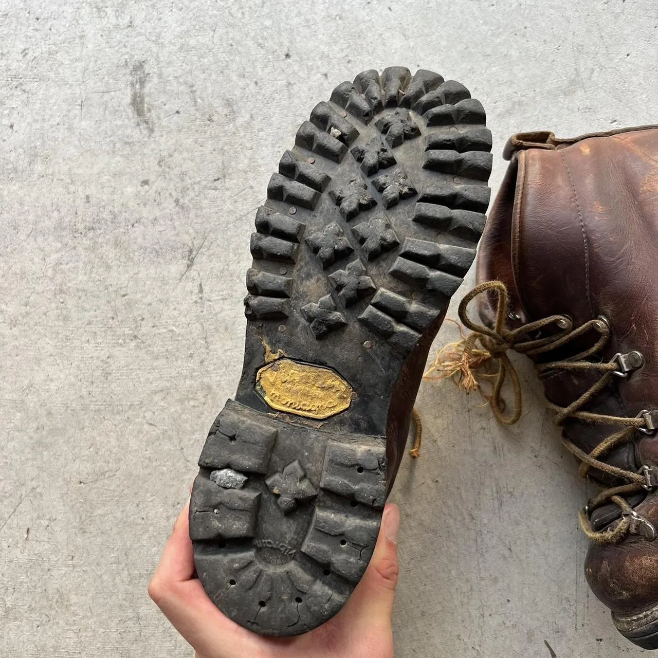70s Italian Style Vibram Sole Patina Hiking Boots- M's 6.5, W's 8