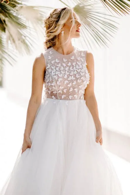 A-Line Crew Floor-Length White Wedding Dress with Appliques OHD078
