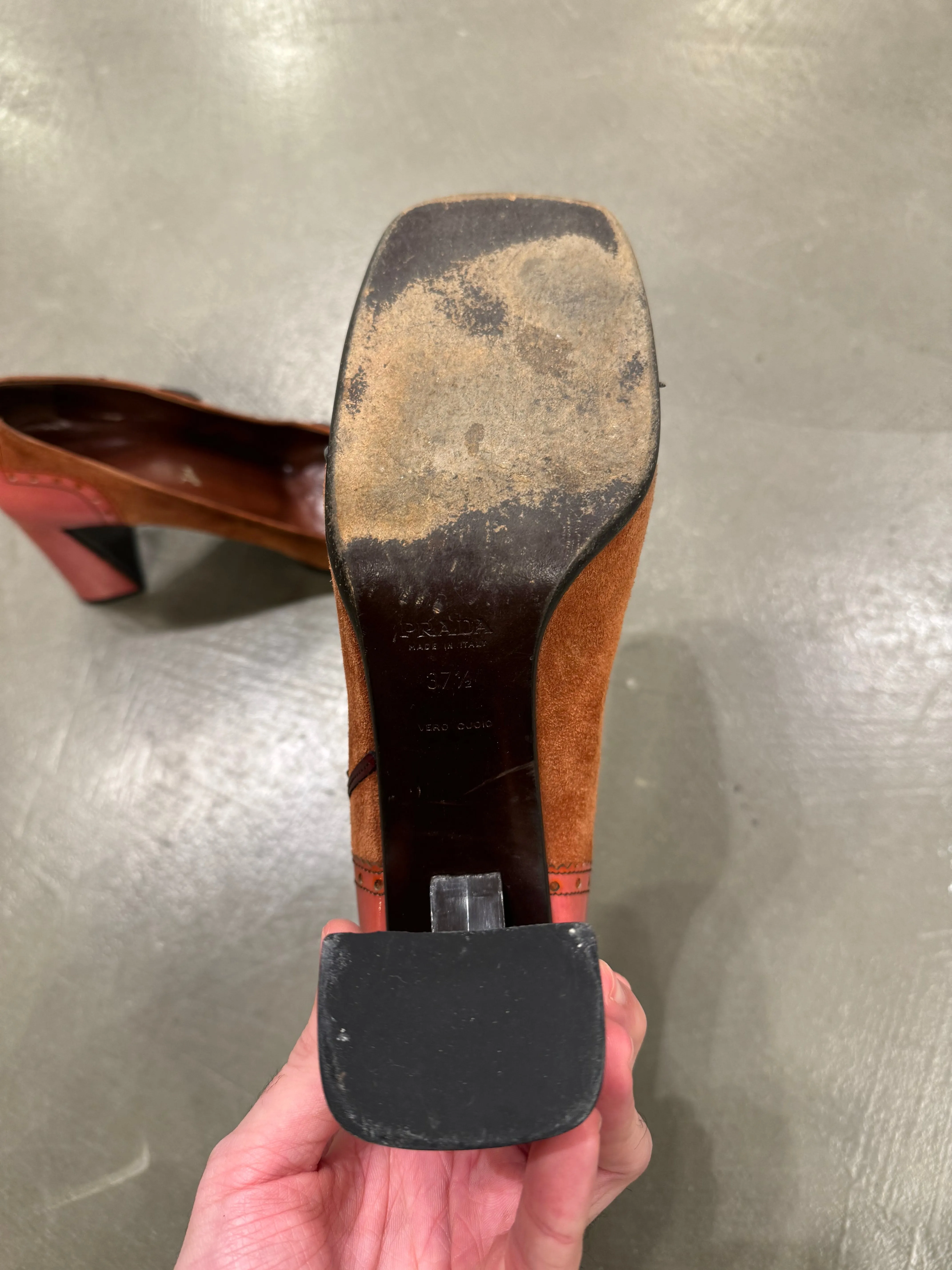 A/W1999 Prada runway acorn and oak leaf suede heels