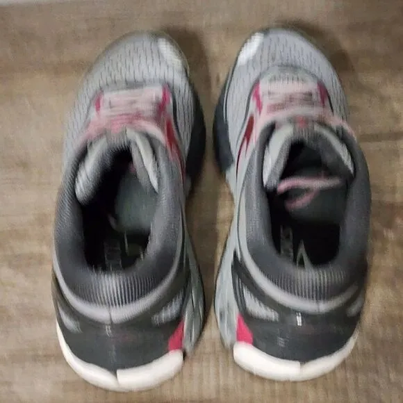 Brooks Ariel 18 Women's Athletic Shoes Size 8.5 Gray