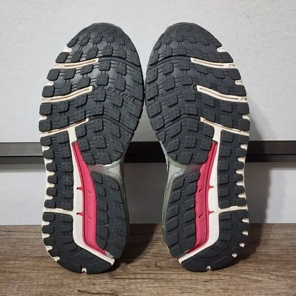 Brooks Ariel 18 Women's Athletic Shoes Size 8.5 Gray