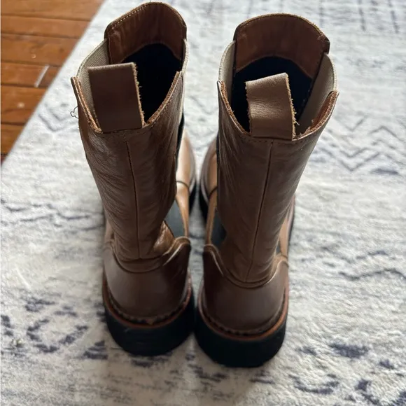 Bueno Gizelle Brown Leather Boot