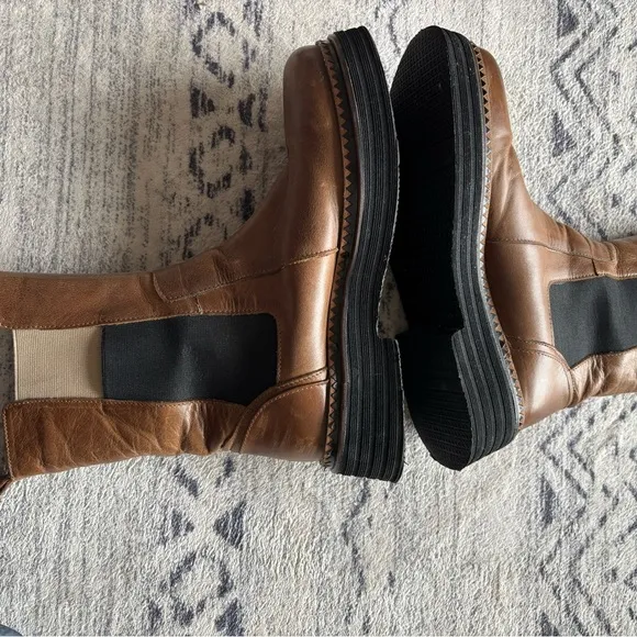 Bueno Gizelle Brown Leather Boot