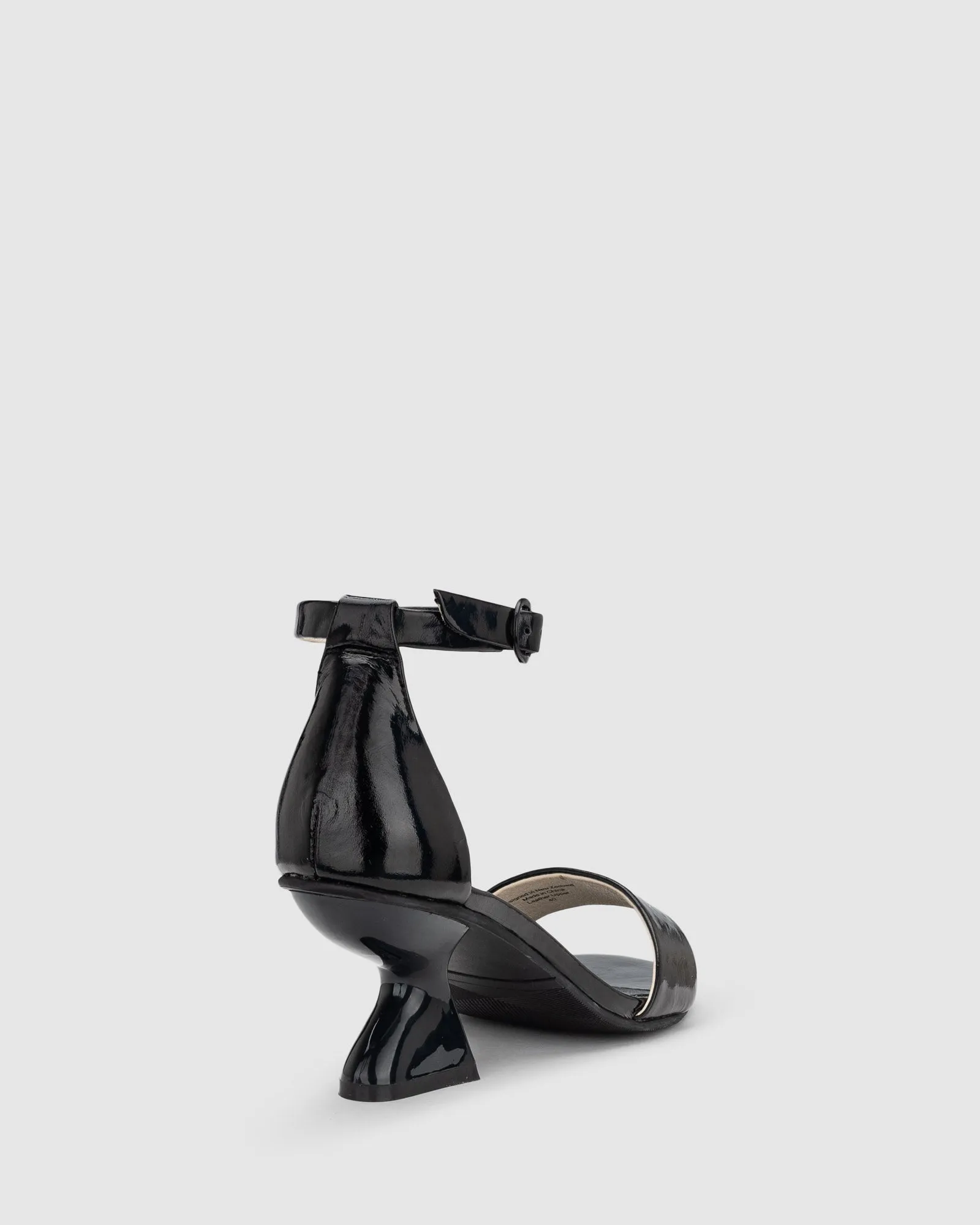 Castel Heel - Black