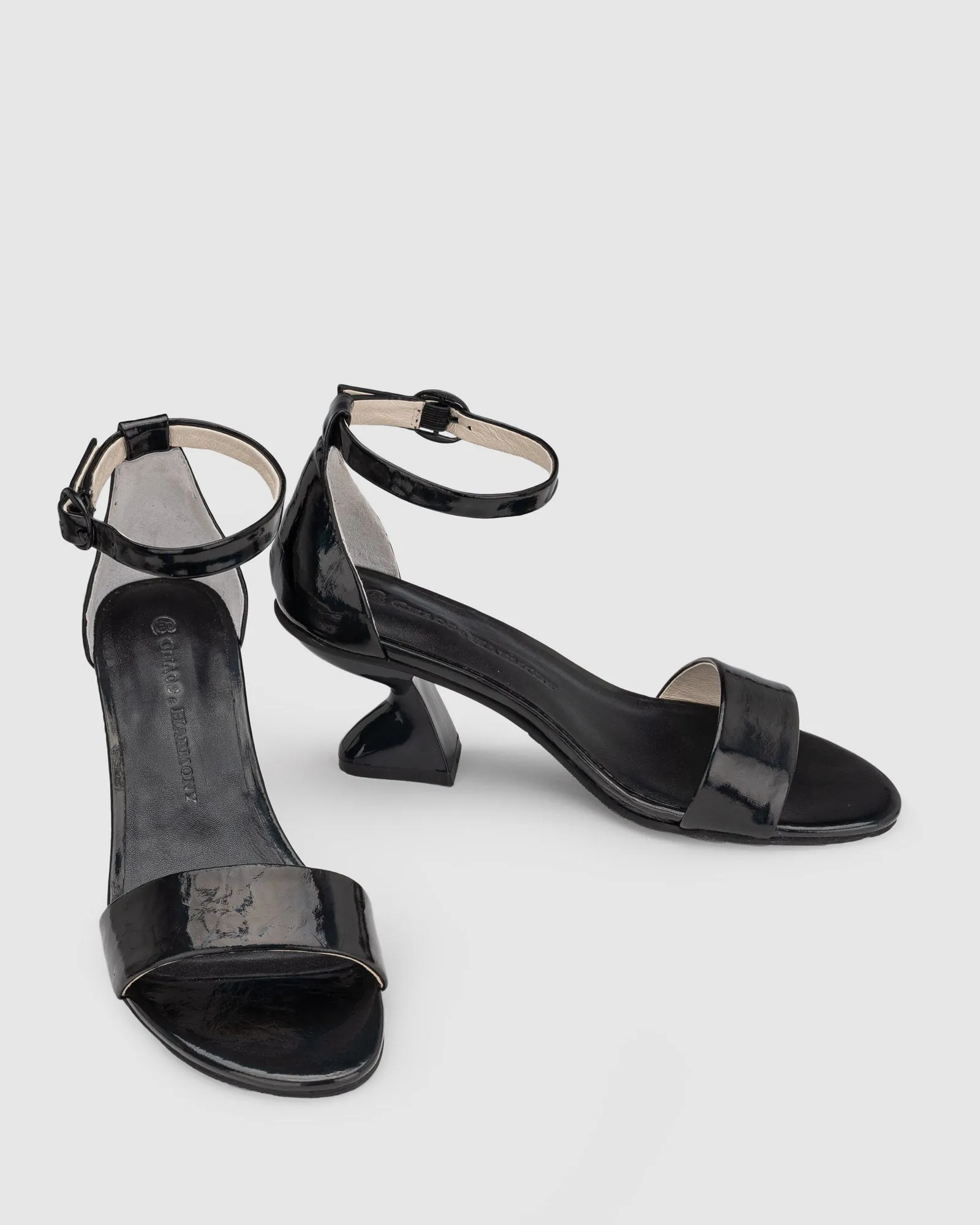 Castel Heel - Black