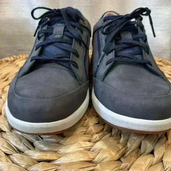 Clarks Un Trail Form Men’s sneaker/shoe size 10 1/2 Blue Nubuck Leather