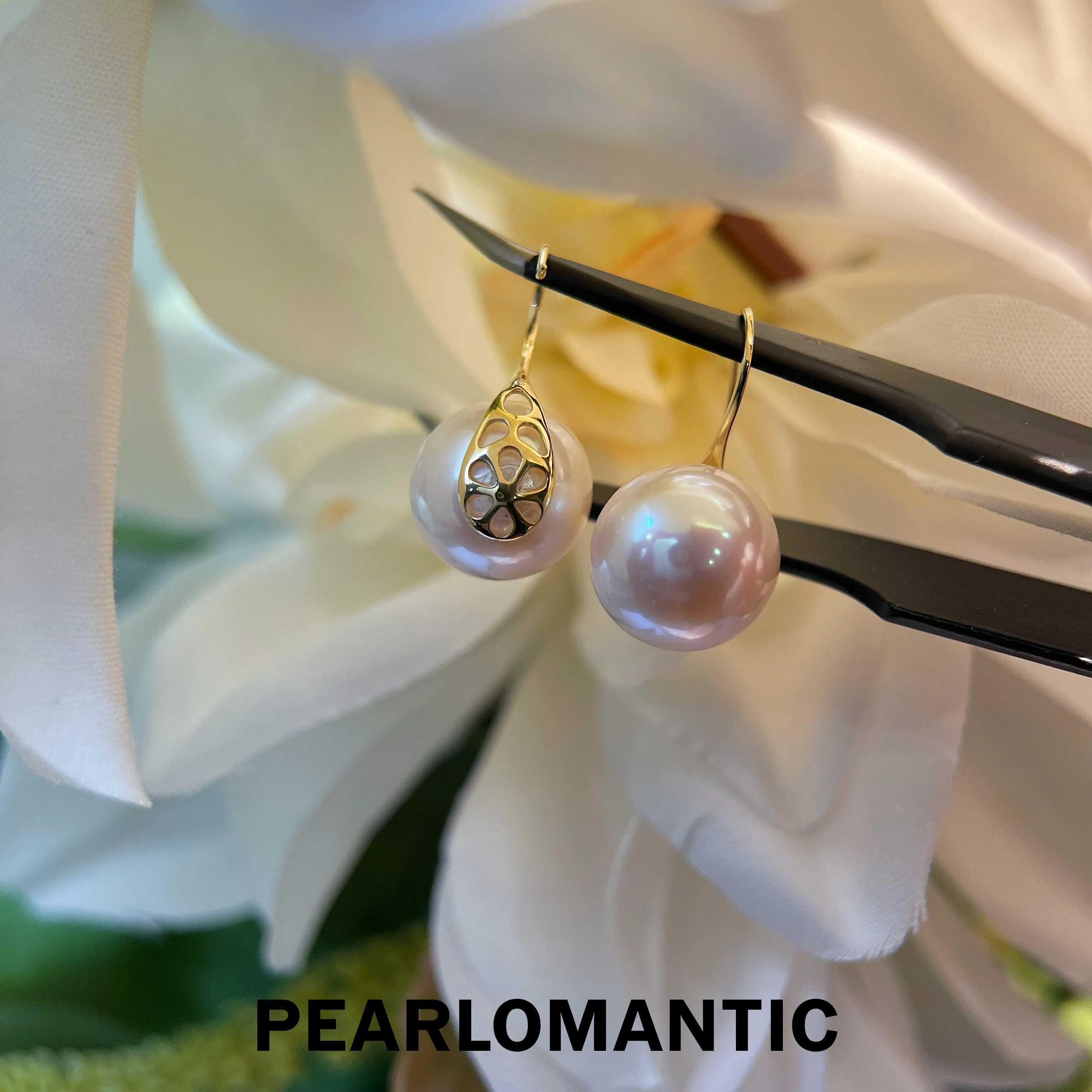 [Fine Jewelry] Freshwater Nucleus-Free 10-11mm Pearl 18k Gold Heels Design Earhooks