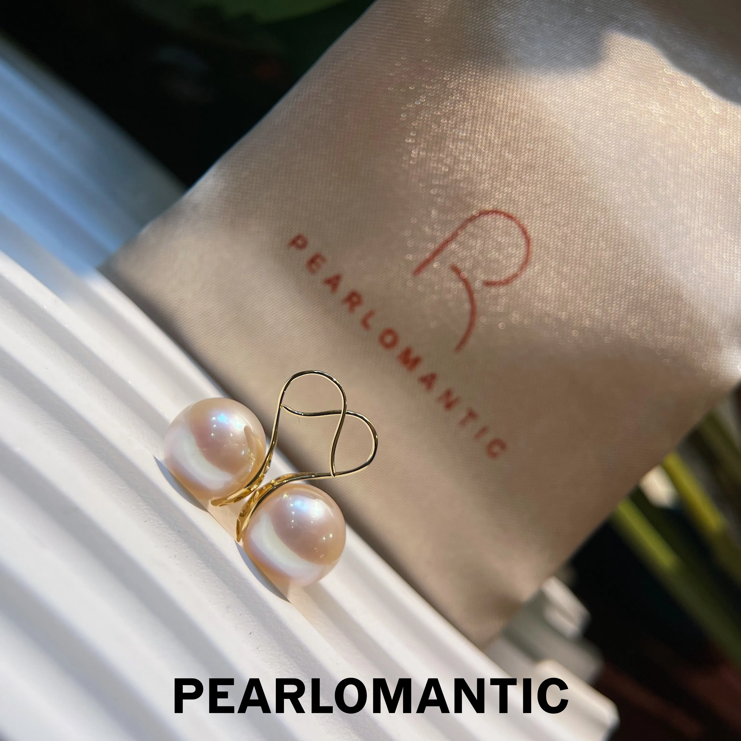 [Fine Jewelry] Freshwater Nucleus-Free 10-11mm Pearl 18k Gold Heels Design Earhooks