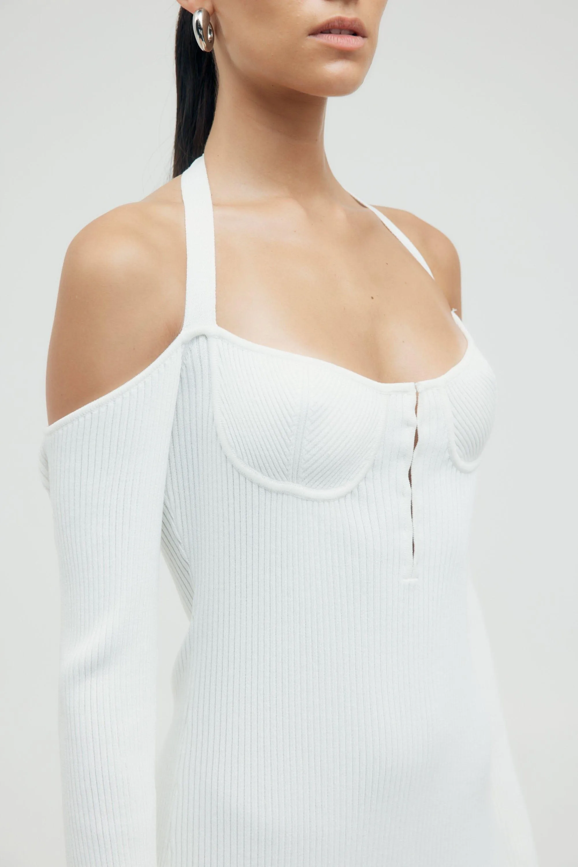 HOOKED IN KNIT HALTER MINI | OFF WHITE