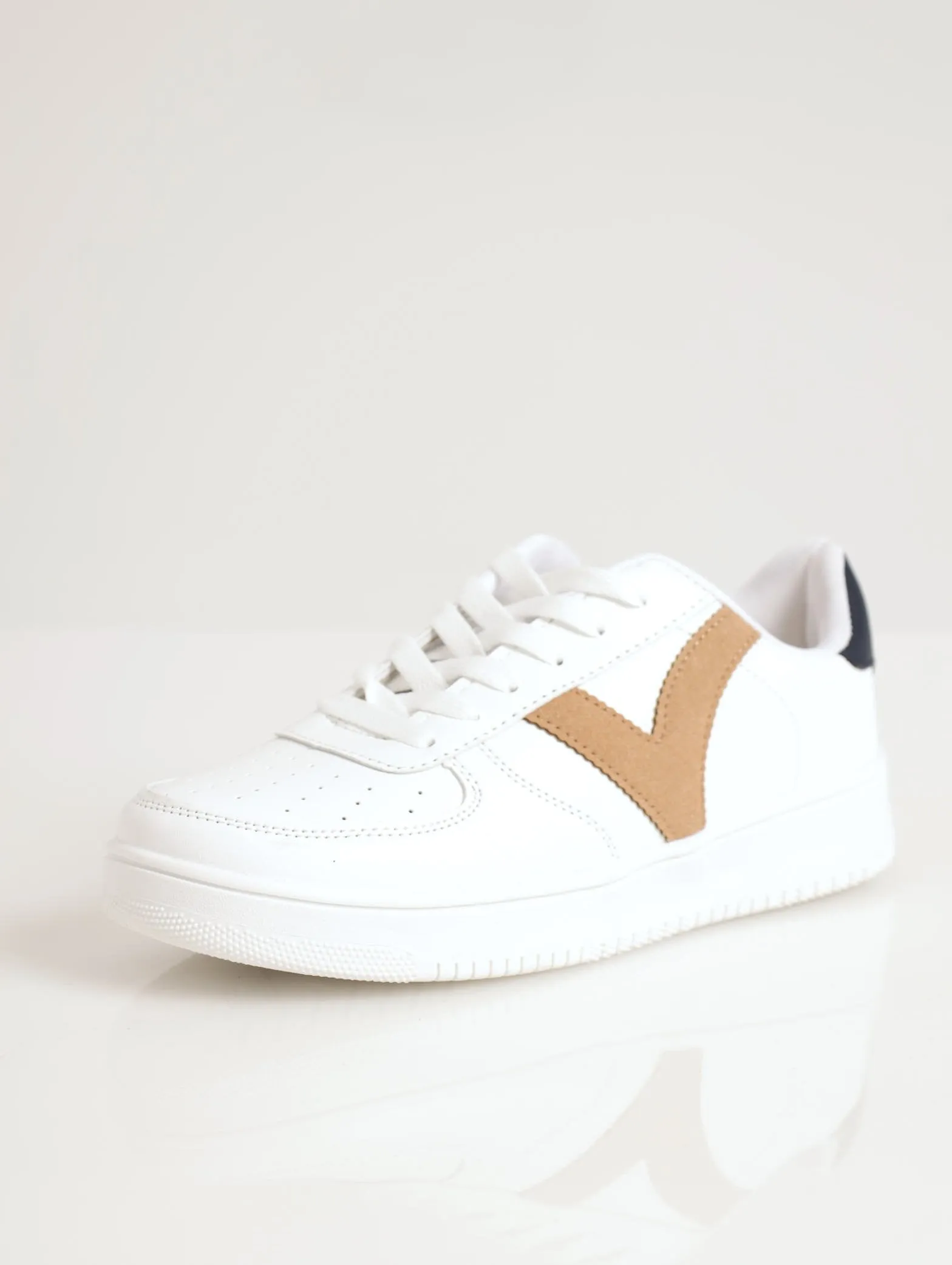 Ladies Detail Street Sneaker With Punch Holes - White
