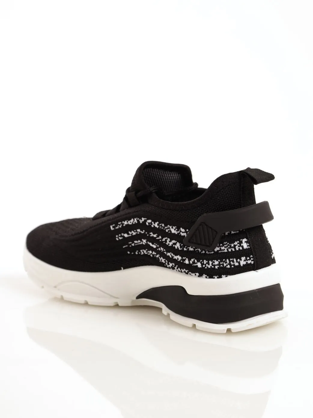 Ladies Flyknit Lace-Up Sneaker - Black
