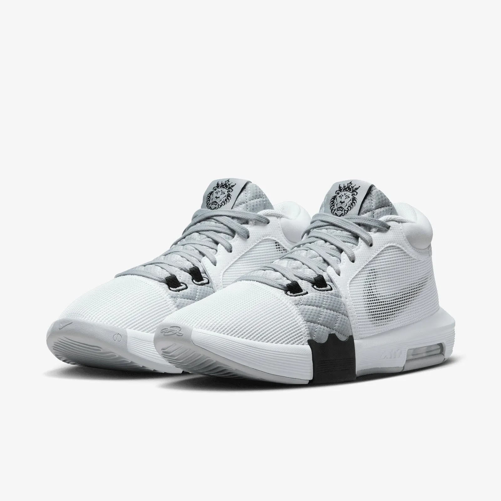 LeBron Witness 8 - White/Black