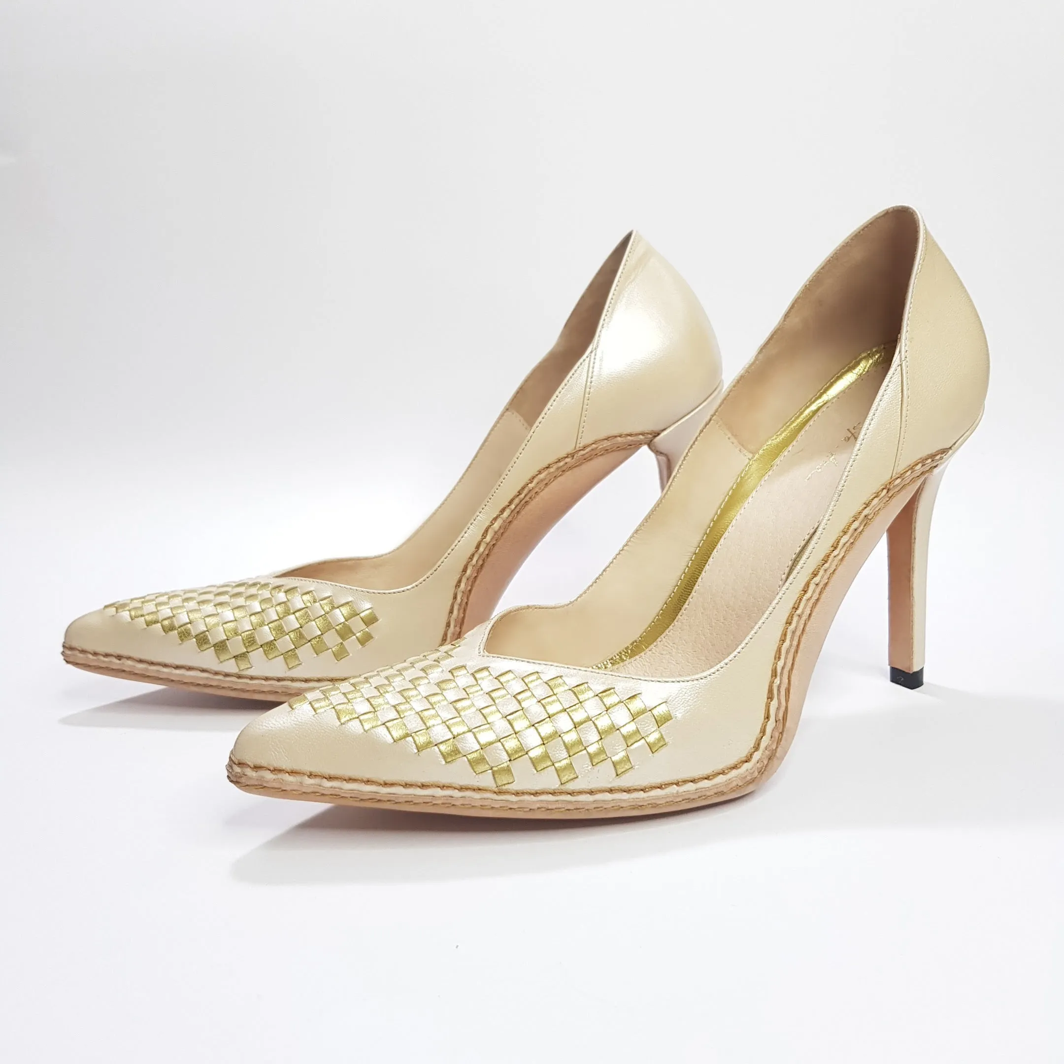 Leonor Heels in Beige