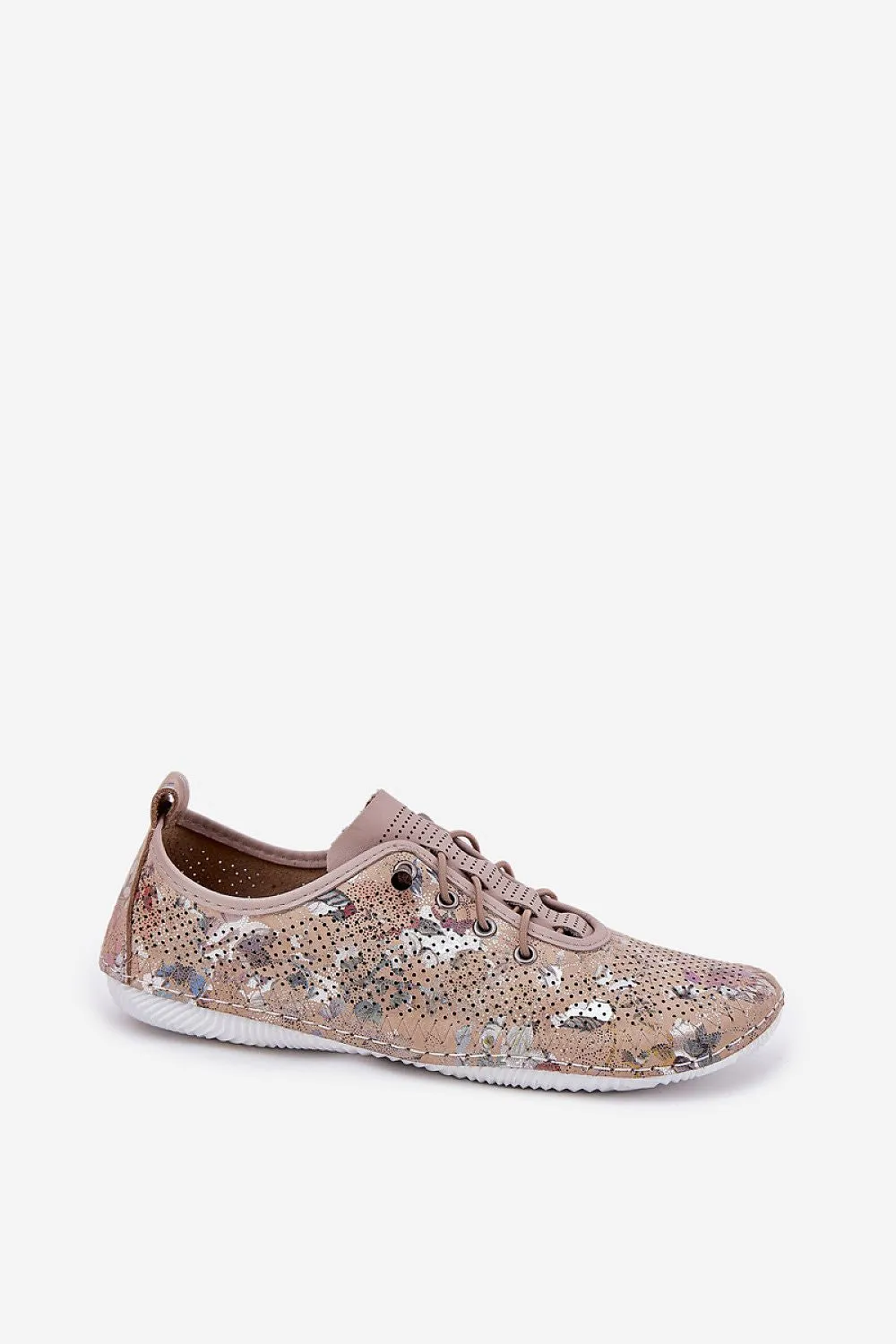 Low Shoes Step in style