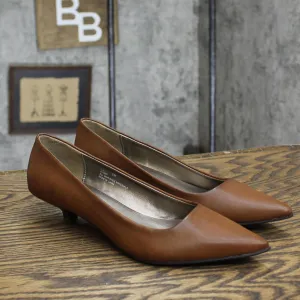 MIA Womens Vintage Lily Short Pull On Heels 167416bd3ae114 Luggage Brown 6M
