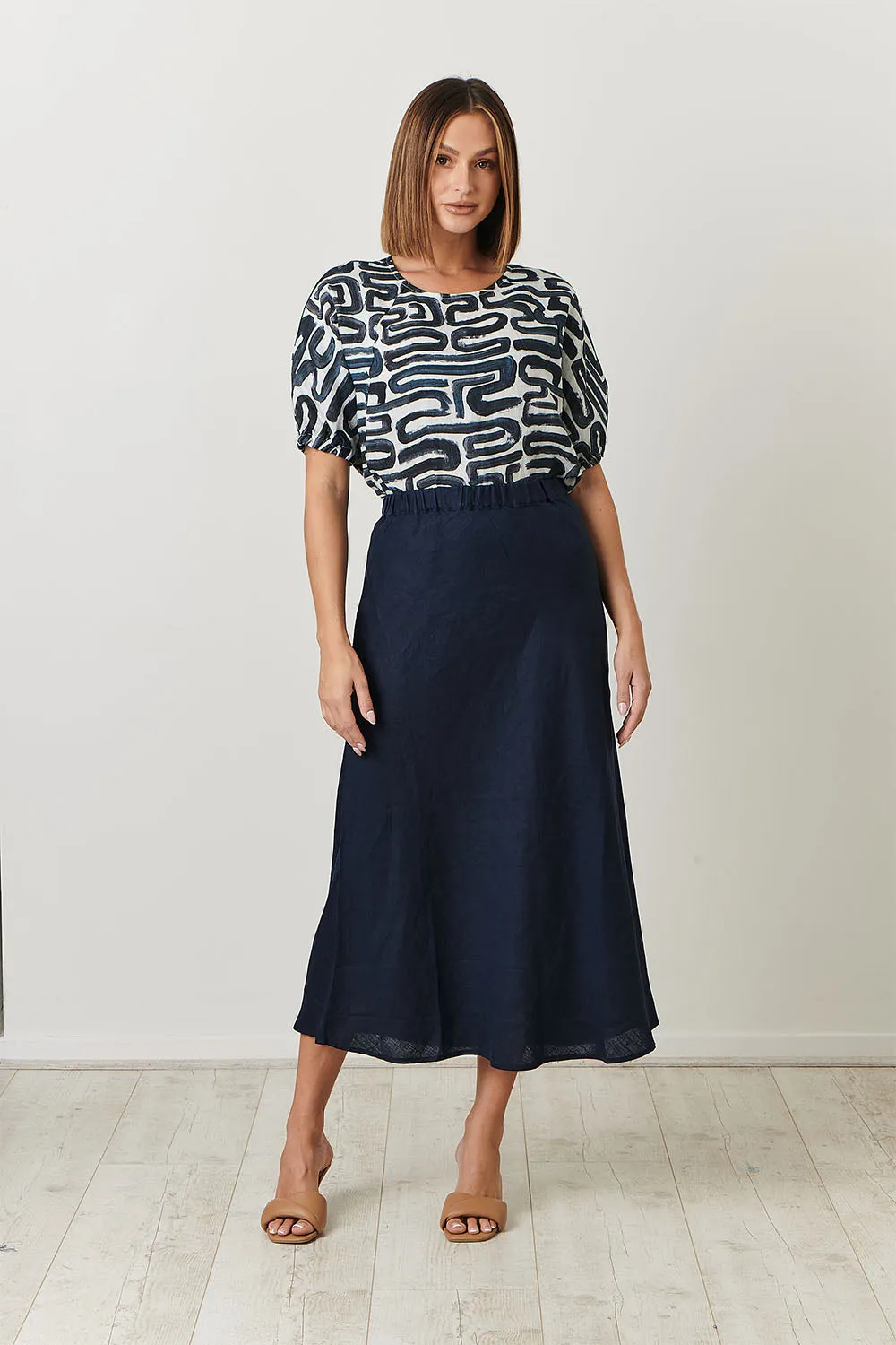 Naturals Navy Linen Skirt Ga299