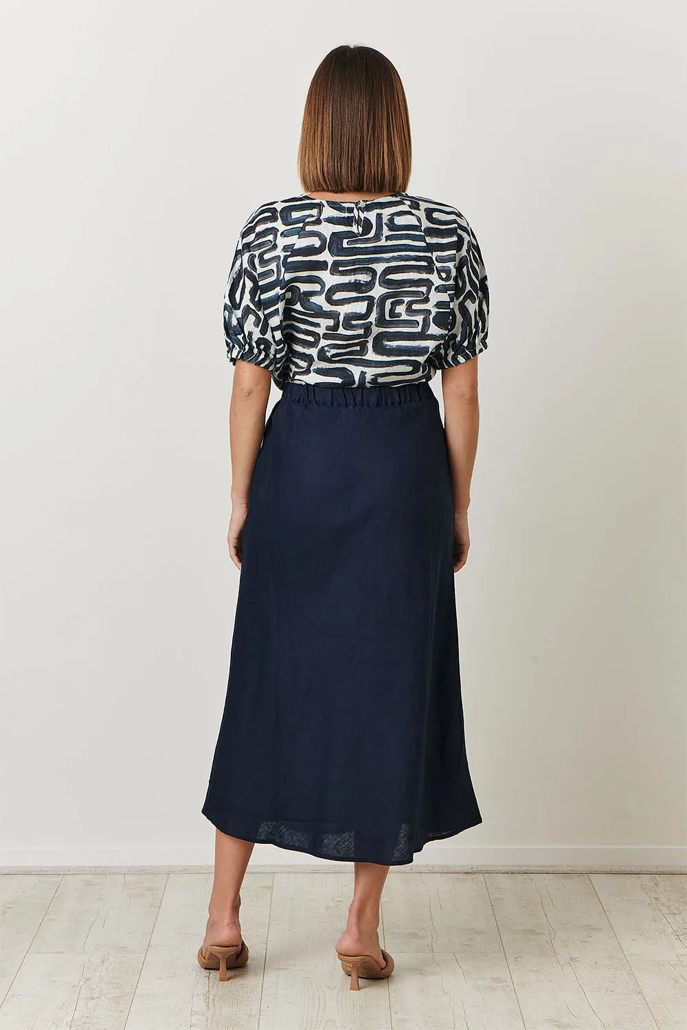 Naturals Navy Linen Skirt Ga299