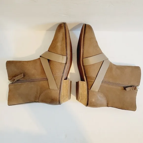 New Softwalk Rayne Brown Soft  Leather Pull On Mid Buckle Bootie, Size 8,5