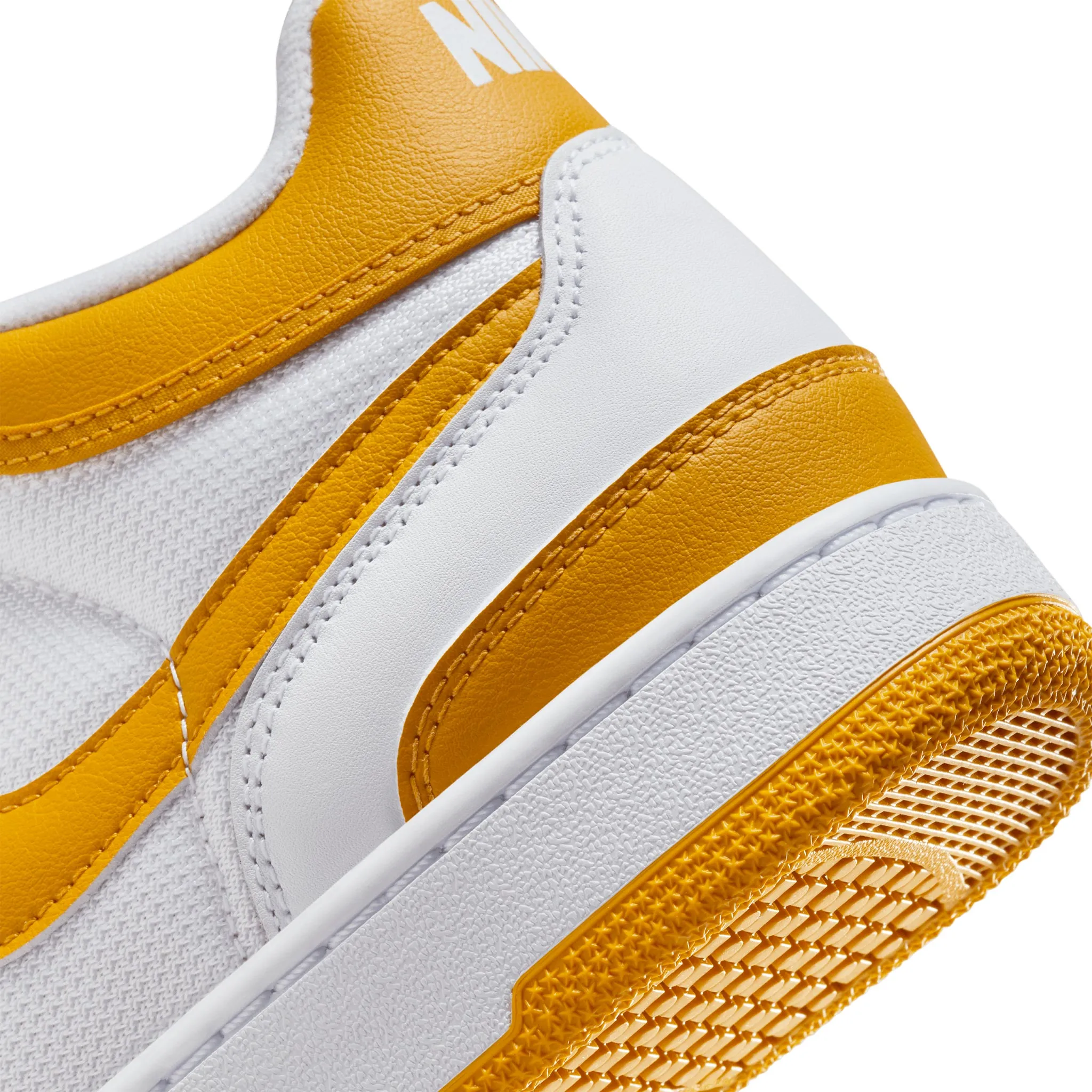 Nike Attack QS SP White/Lemon FB8938-102