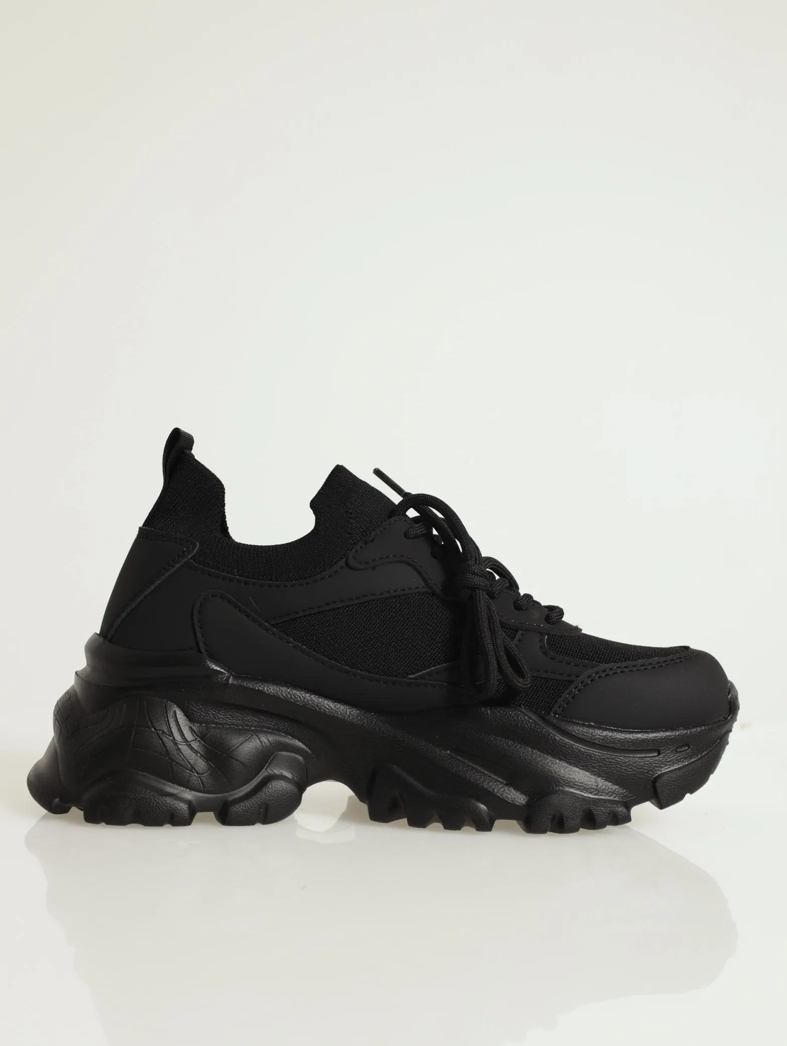 Obii Chunky Lace Up Sneaker - Black