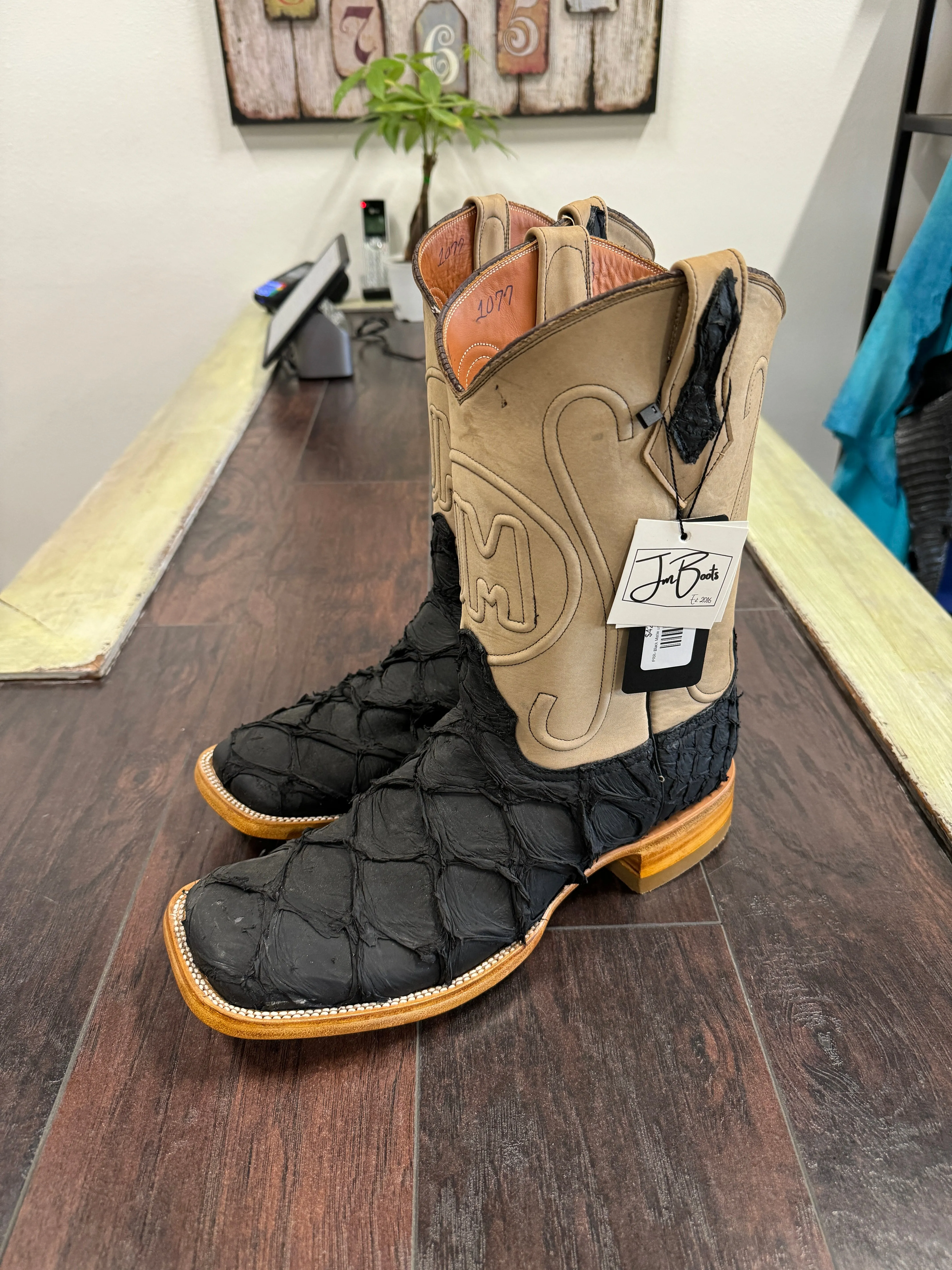 PRR- Black Matte undyed sole 2 Stitch