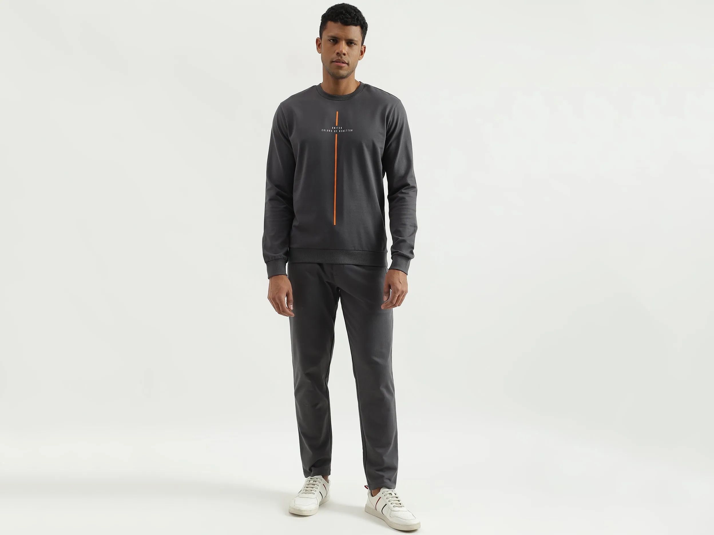 Regular Fit Round Neck Solid Sweatshirt