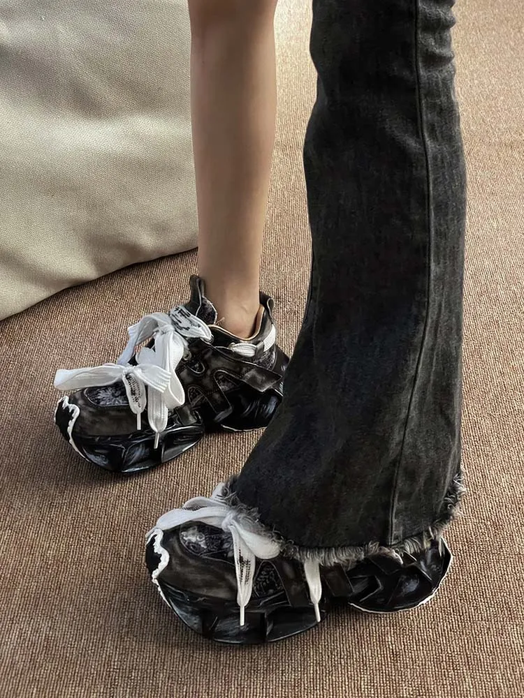 Shelby Wide Lace Sneakers