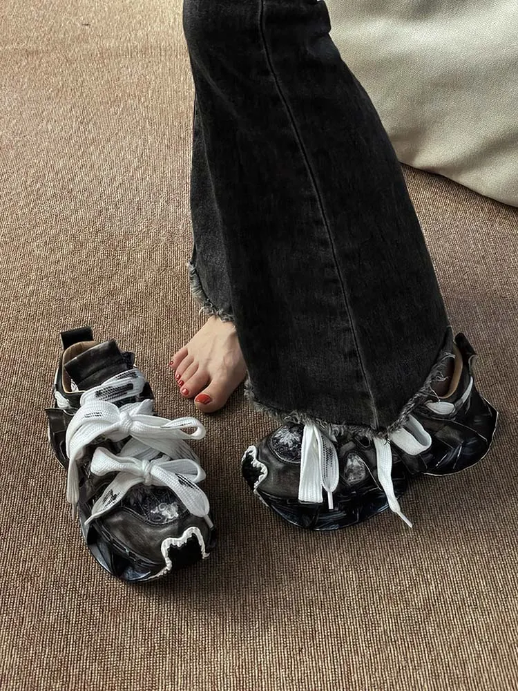 Shelby Wide Lace Sneakers
