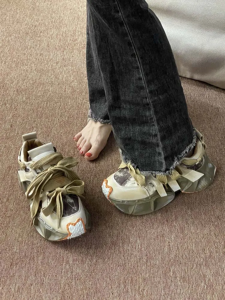 Shelby Wide Lace Sneakers