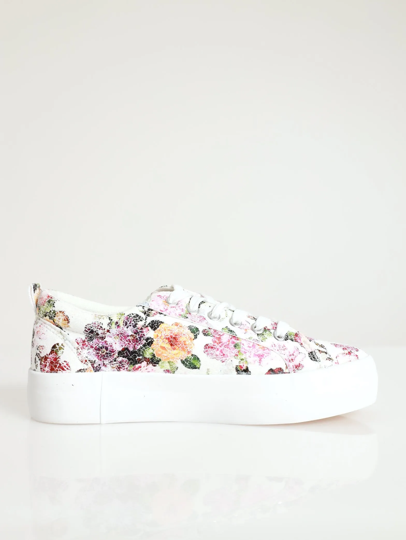 Soft Fordan Floral Sneaker - Shell