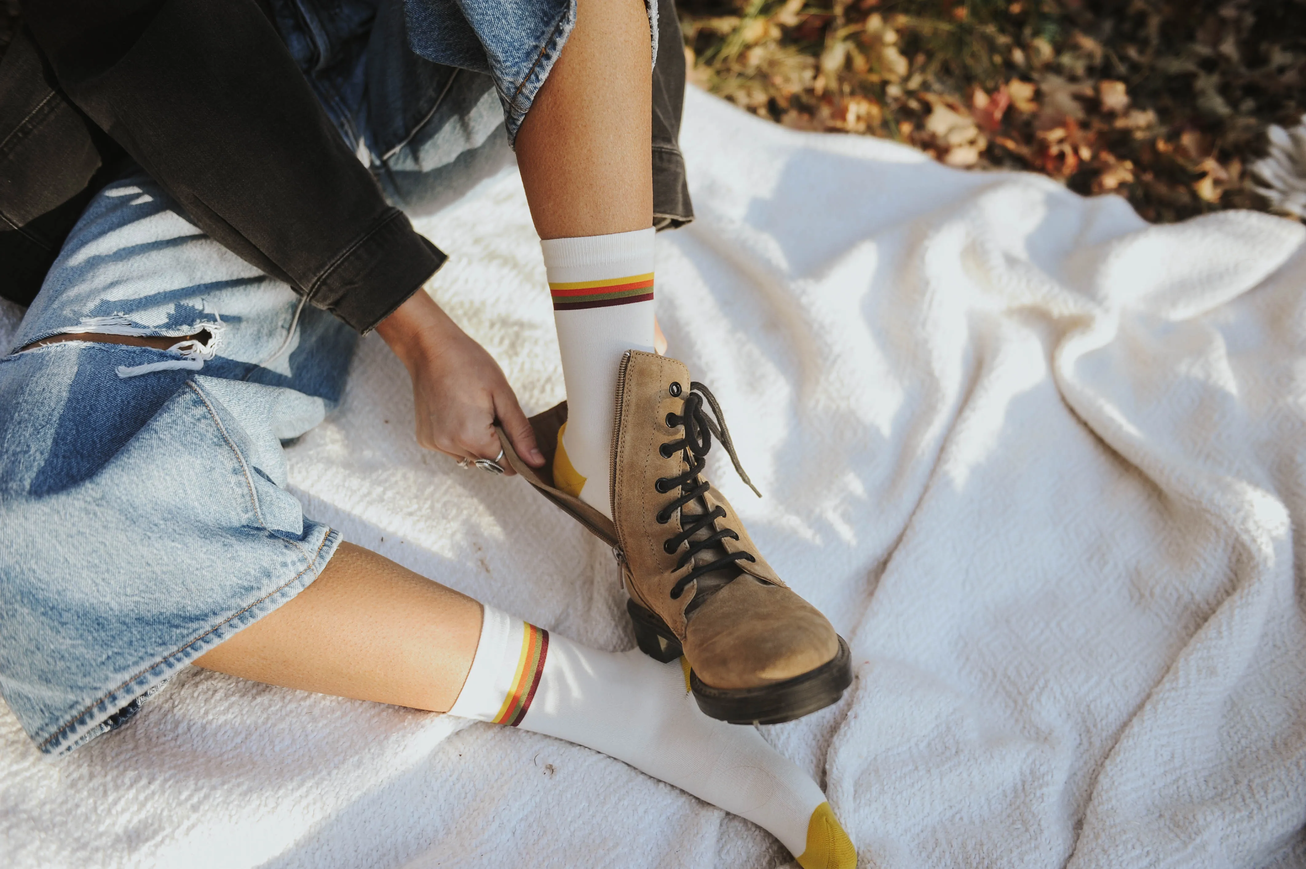 Sunset Retro Stripe Crew