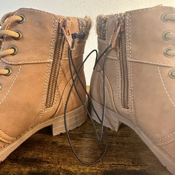 Thereabouts Toddler/Little Girl Piper Stacked Heel Hiking Boot NWT 3 Sizes AVL