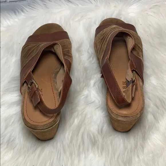 Trask Sundance C16 Brown Suede Platforms Size 10