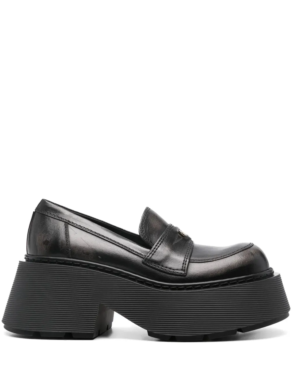 Vic Matie logo-appliqué loafers