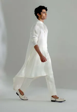 White Trail Kurta And Trousers