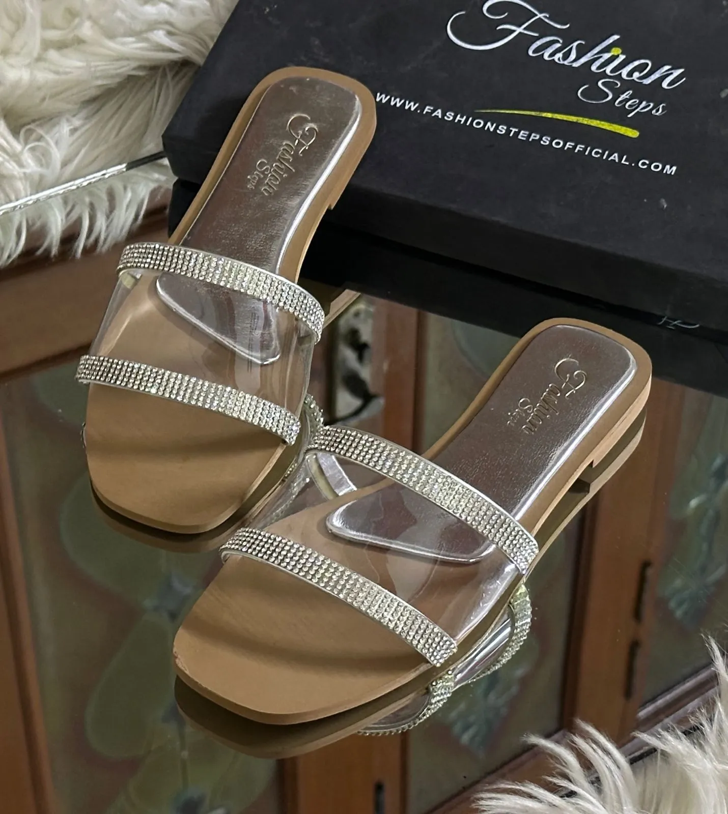 ZARA  DIAMOND FLAT (BROWN)